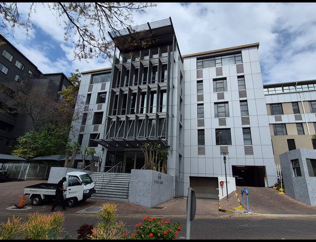 109M² OFFICE TO LET IN SANDTON CENTRAL